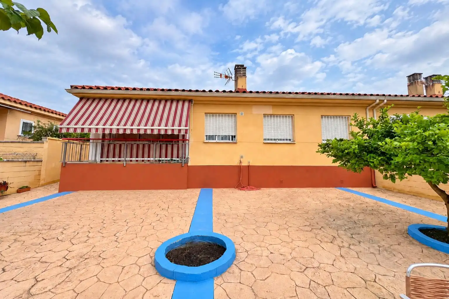 Terraced house with balcony for sale in DEU PONTS DELS, imagen 2