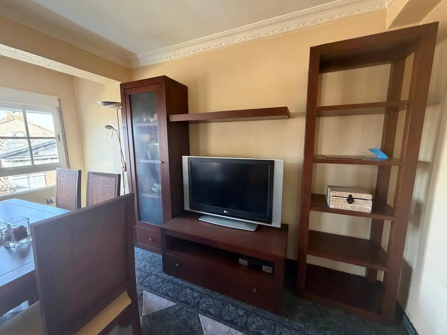 Living room of Flat for sale in Jaén  with Air Conditioner, Furnished and Balcony