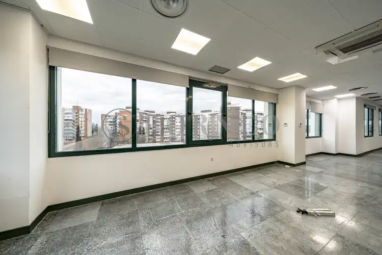 Office for rent in Virgen del Cortijo - Manoteras