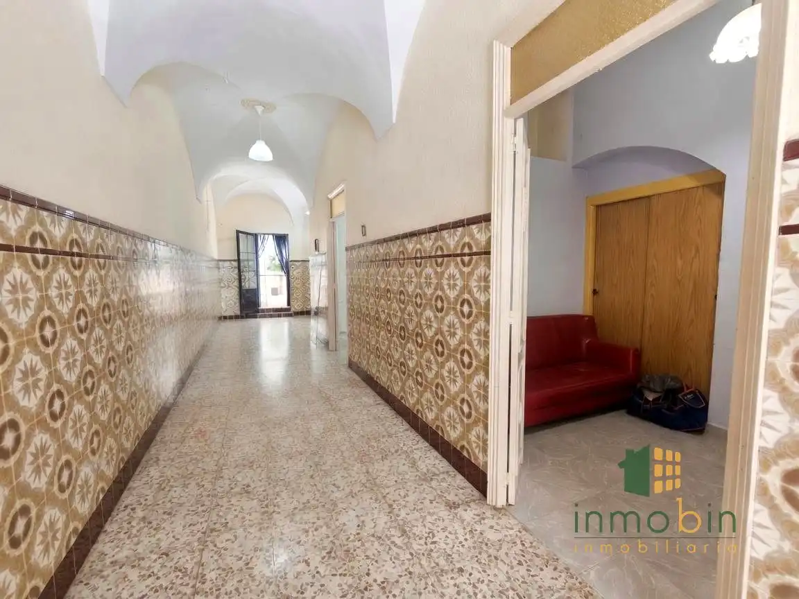 House for sale in Don Benito