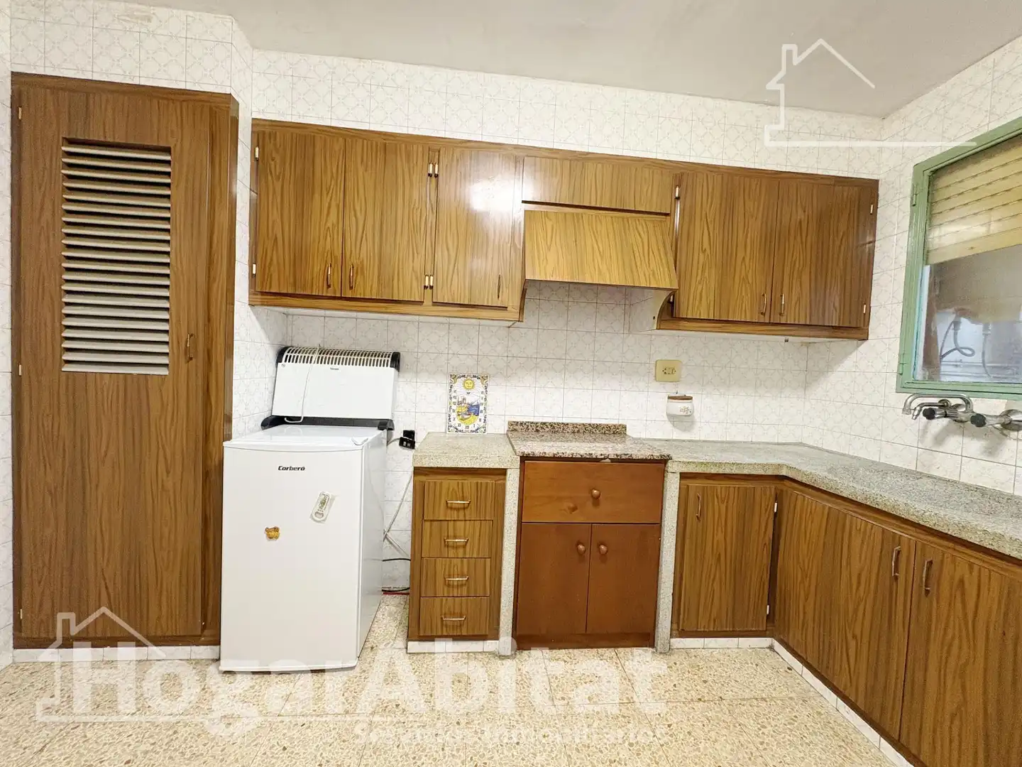 Cuina de Casa o xalet en venda en Tavernes de la Valldigna amb Terrassa i Traster