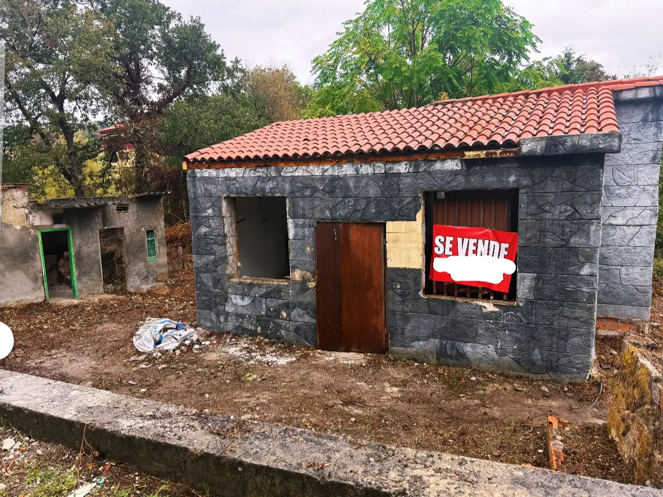 Casa rústica amb jardí en venda a Rua de San Silvestre 6