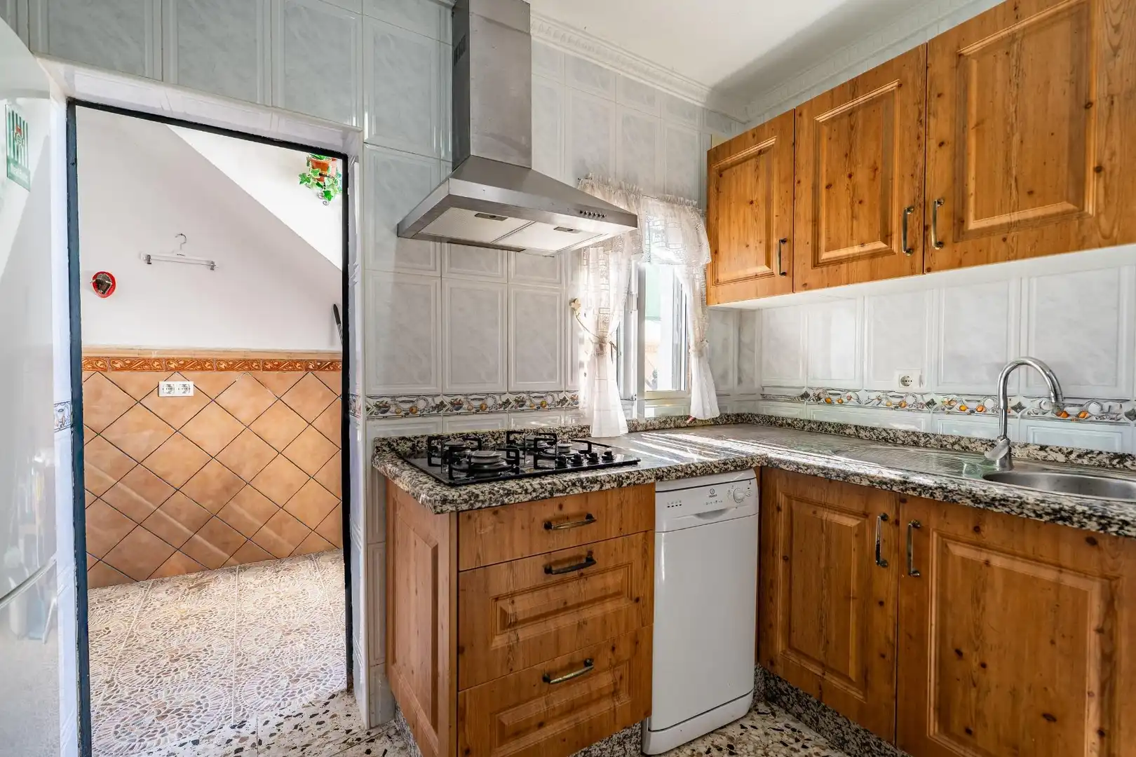 Cuina de Casa o xalet en venda en Camas amb Moblat