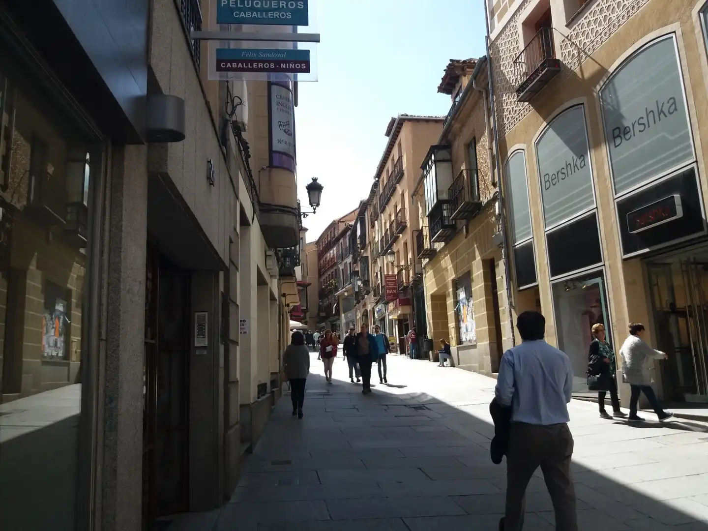 Commercial properties for rent in Calle cervantes, Plaza Mayor - San Agustín