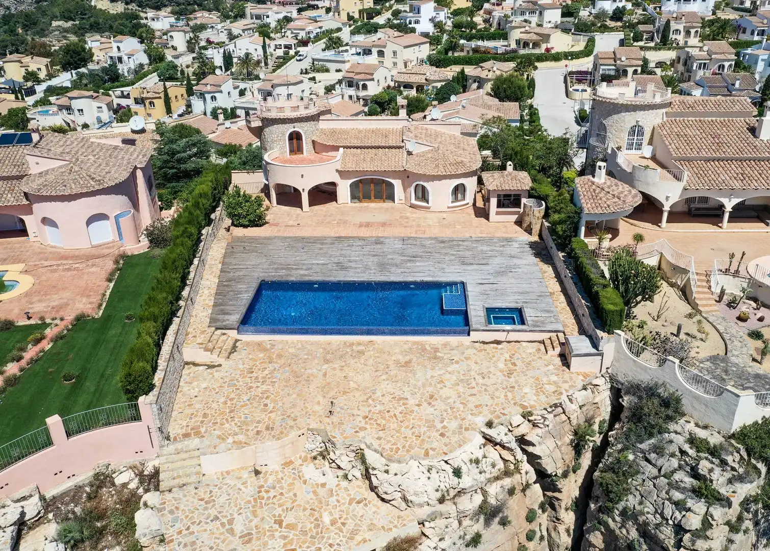 Chalet con piscina en venta en Cumbre del Sol, imagen 3