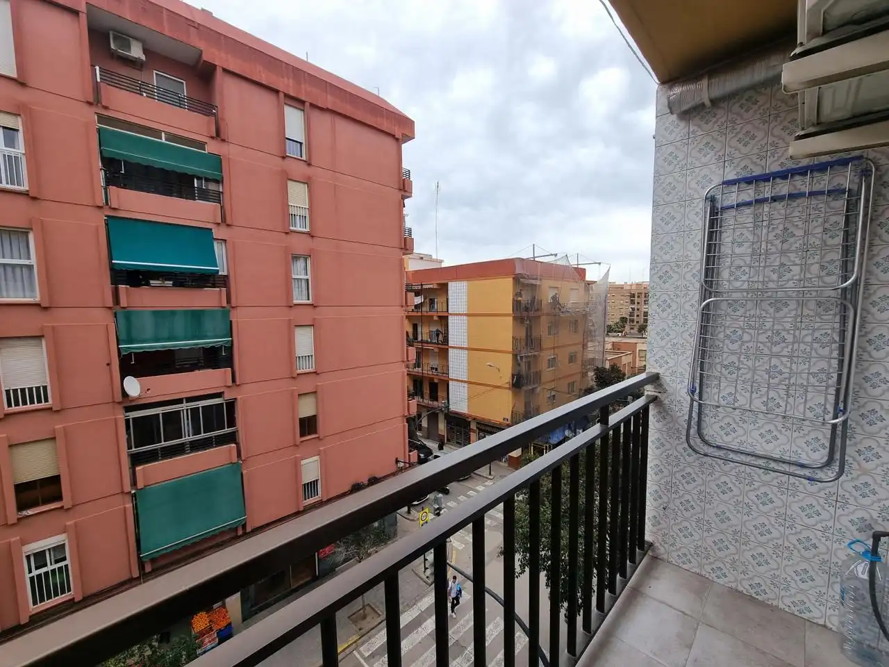 Flat for rent in Del Periodista Gil Sumbiela, Barrio de Benicalap