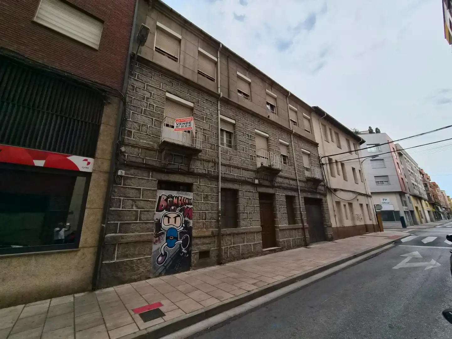 Außenansicht von Residential zum Verkauf in Ponferrada