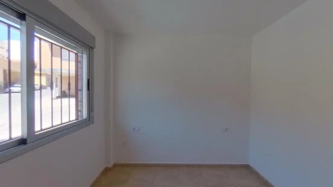 Piso con ascensor en venta en Calle POLO MEDINA 17, imagen 5