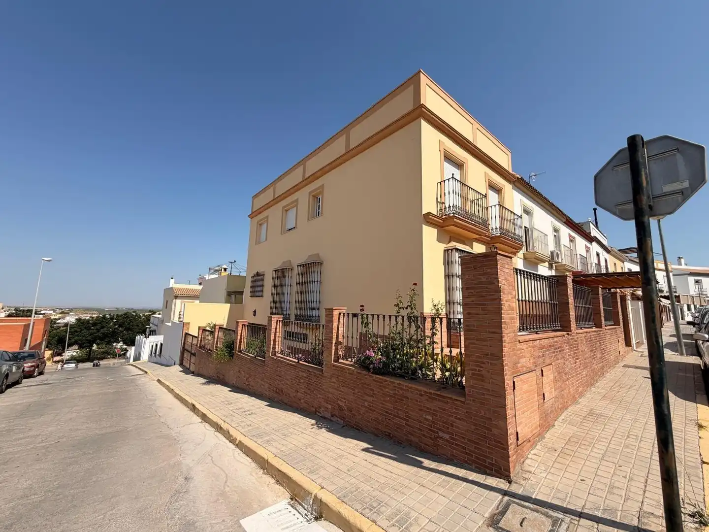 Vista exterior de Casa o xalet en venda en Morón de la Frontera