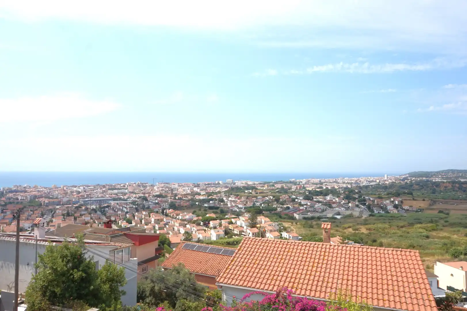 Vista exterior de Casa adosada en venda en Pineda de Mar amb Calefacció, Jardí privat i Terrassa