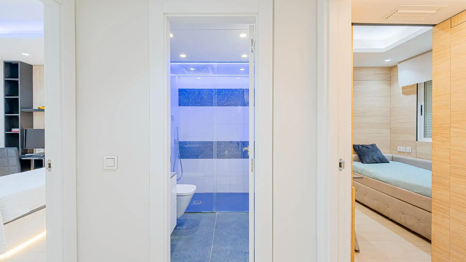 Bathroom of Apartments for sale in Torrevieja  with Furnished