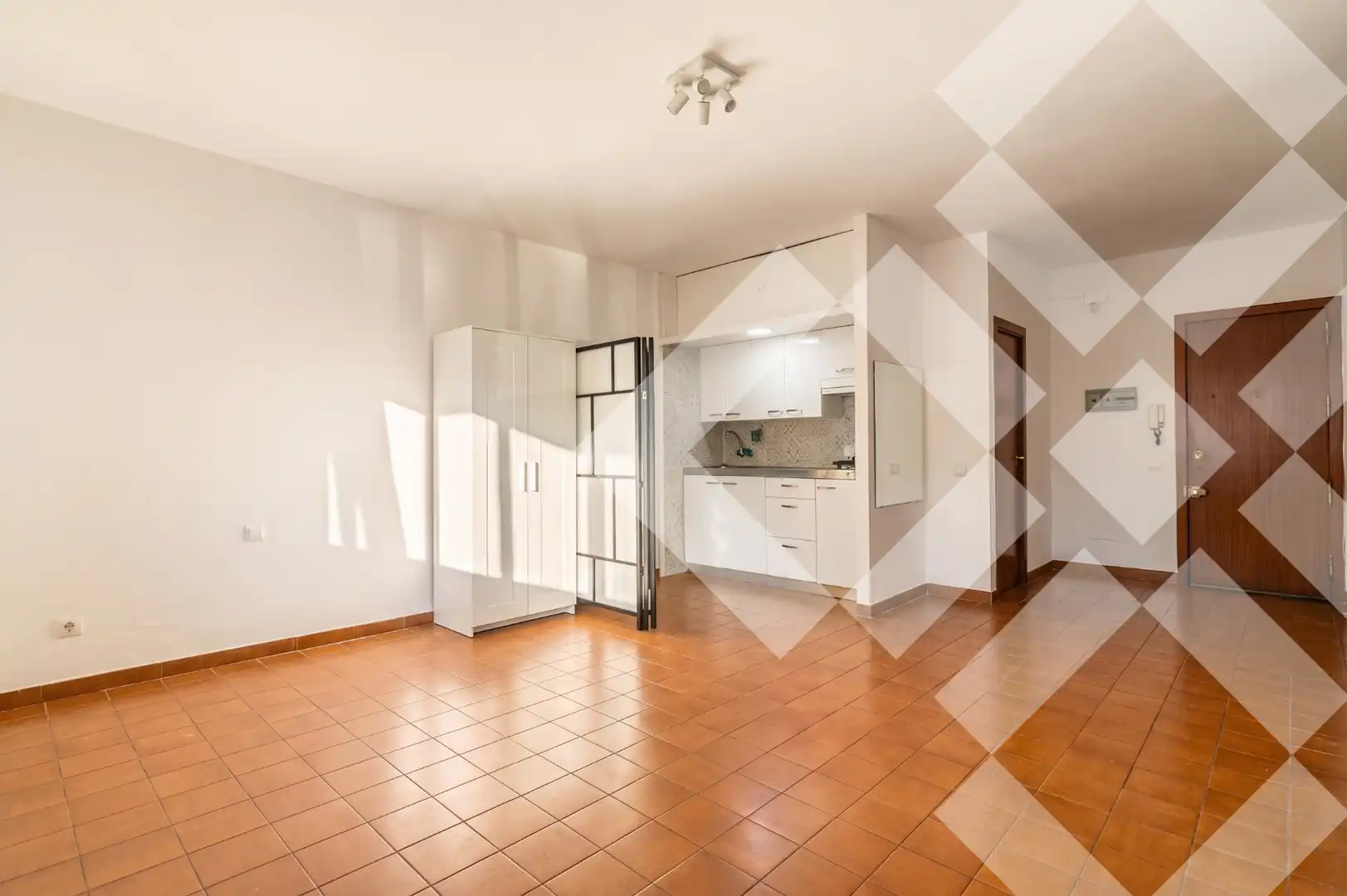 Cocina de Estudio en venta en  Barcelona Capital con Horno y Lavadora