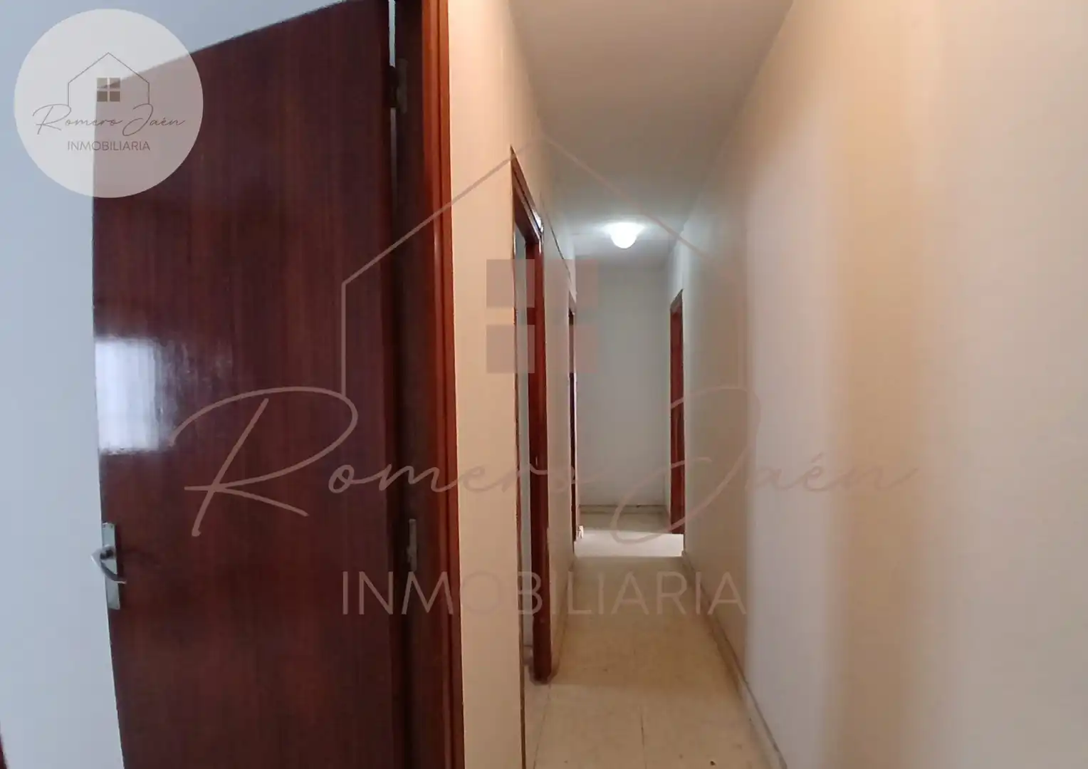 Wohnung zum Verkauf in Jaén mit Abstellraum