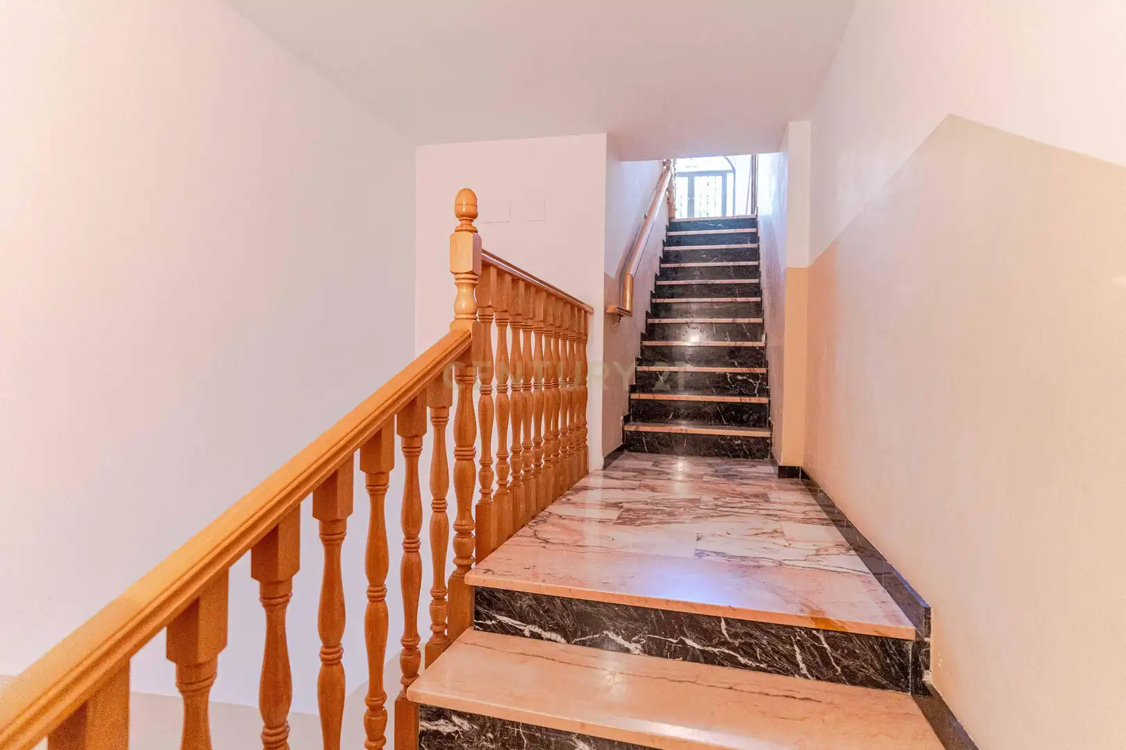 Apartamento en venta en Montefrío con Aire acondicionado y Jacuzzi