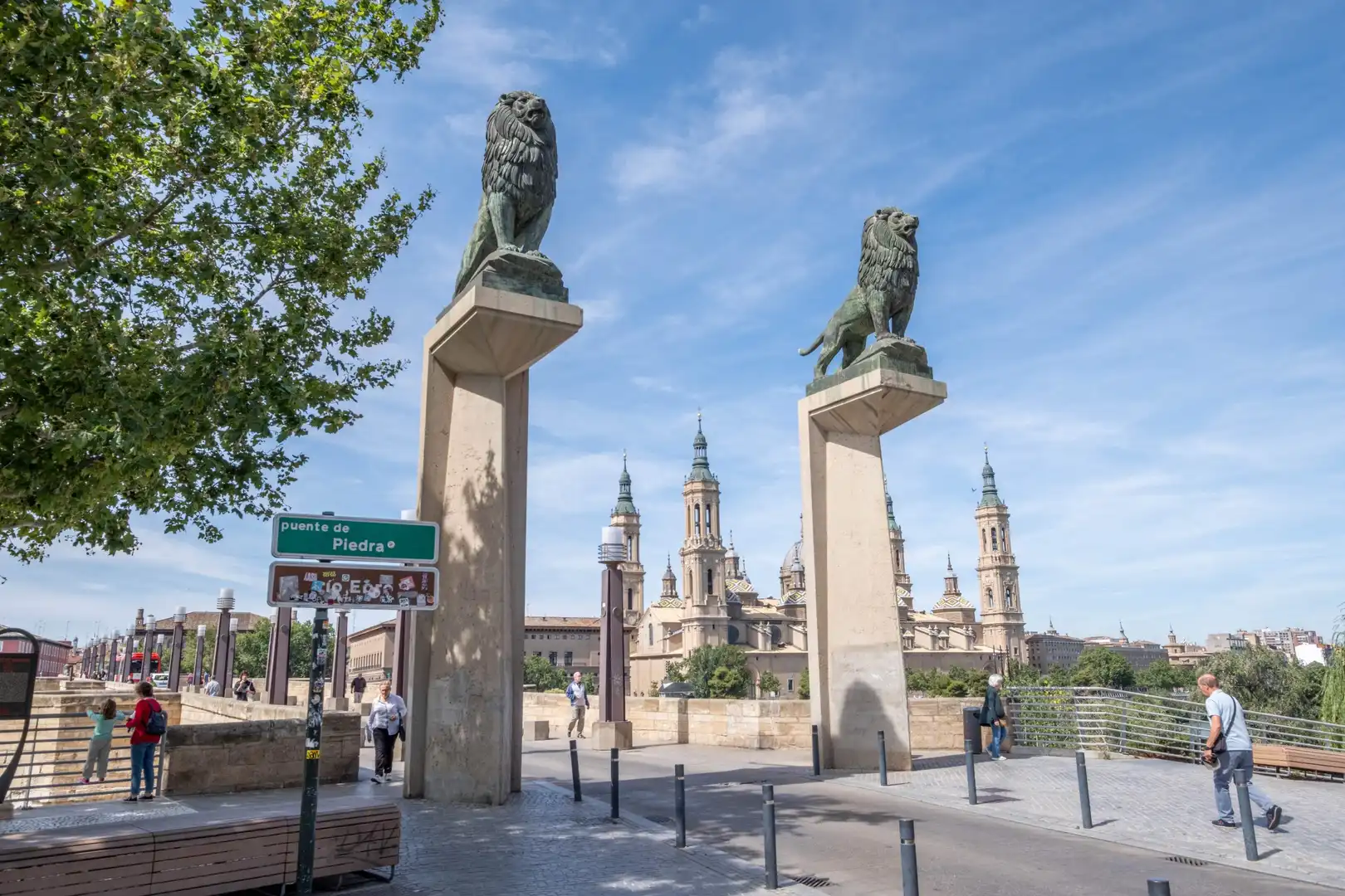 Vista exterior de Apartamento en venta en Zaragoza con Aire acondicionado, Calefacción y Terraza