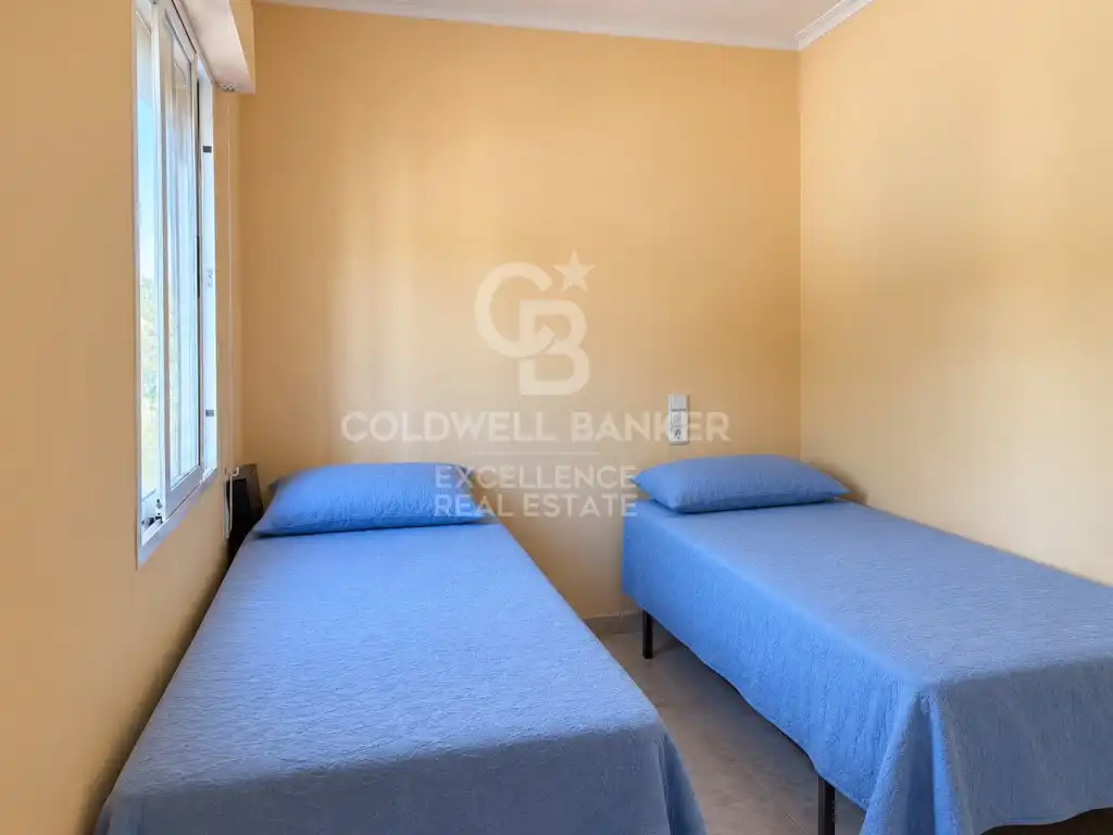 Habitación de Casa o chalet en venta en Oliva con Aire acondicionado, Terraza y Piscina