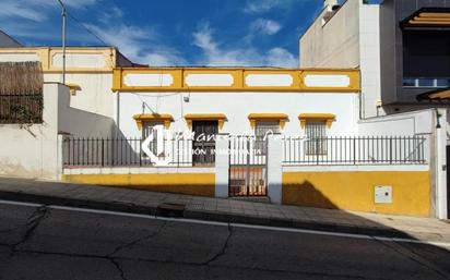 Exterior view of House or chalet for sale in Cáceres Capital  with Heating, Terrace and Storage room