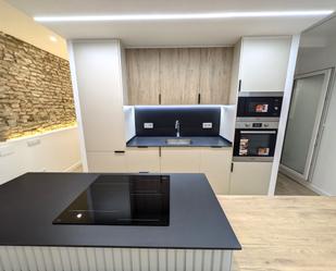 Kitchen of Flat for sale in Badalona  with Air Conditioner, Heating and Oven