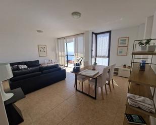 Sala d'estar de Pis de lloguer en El Rosario amb Terrassa i Moblat
