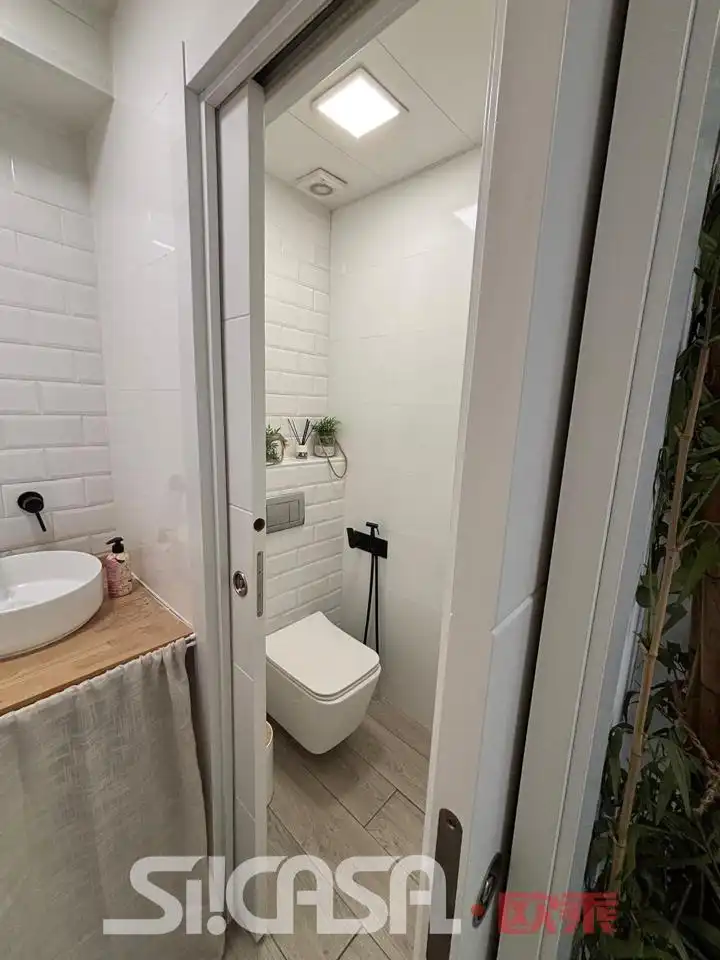 Badezimmer von Geschaftsraum zum Verkauf in Leganés mit Klimaanlage