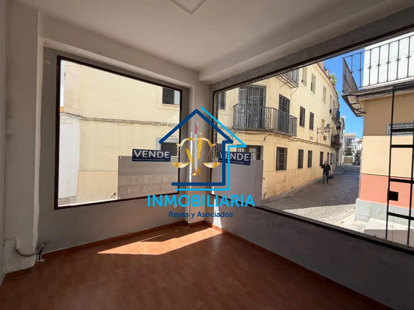 Vista exterior de Local en venta en Córdoba con Aire acondicionado
