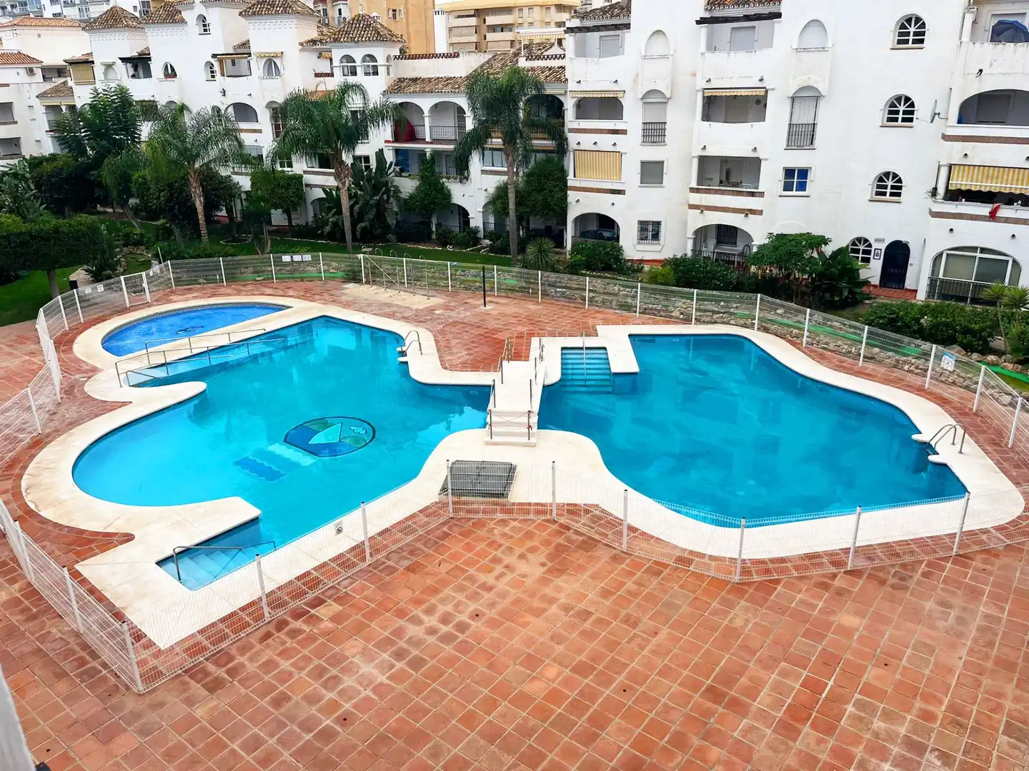 Piscina de Apartament en venda en Benalmádena amb Piscina comunitària