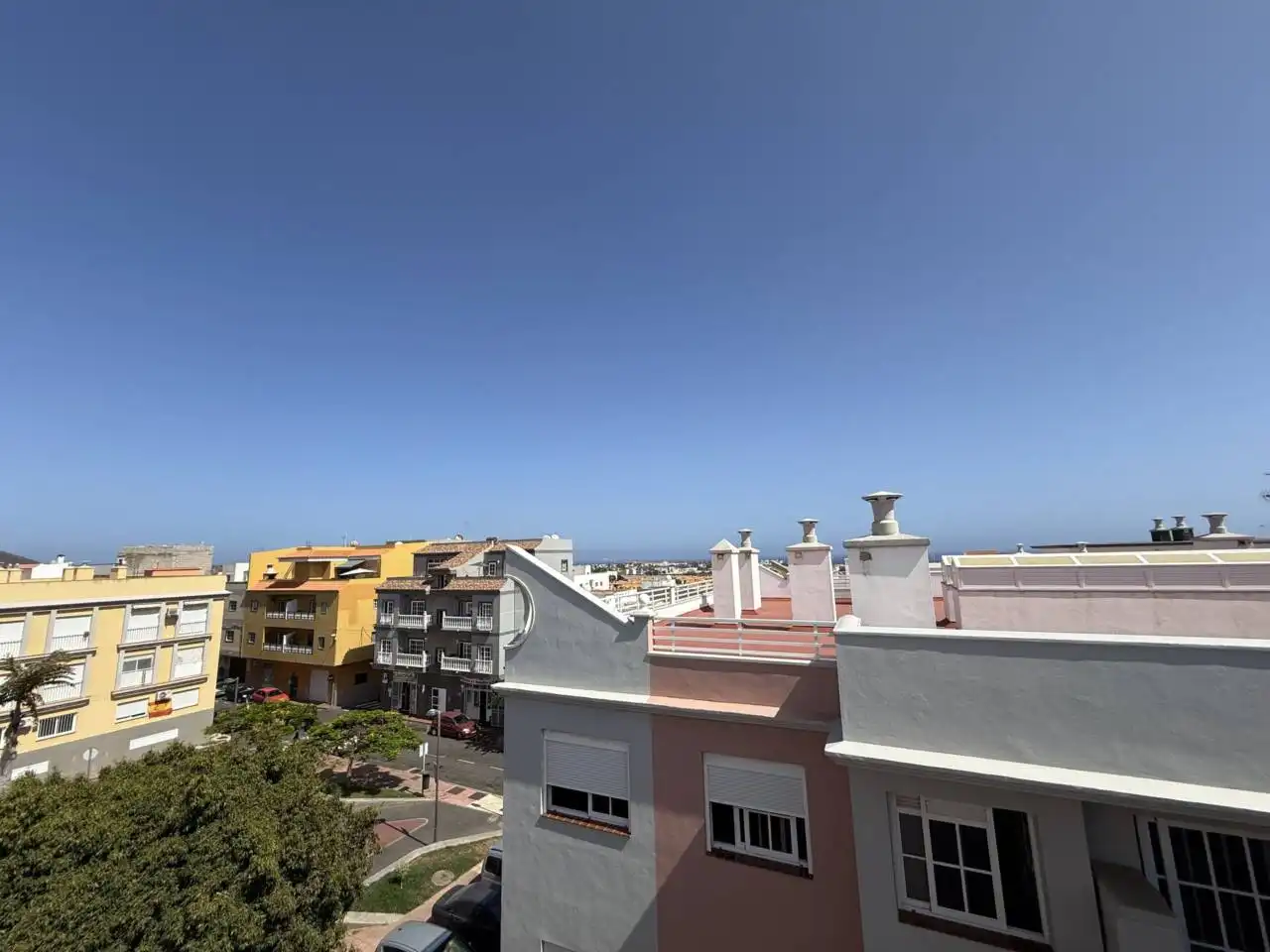 Vista exterior de Pis en venda en Arona amb Aire condicionat, Terrassa i Traster