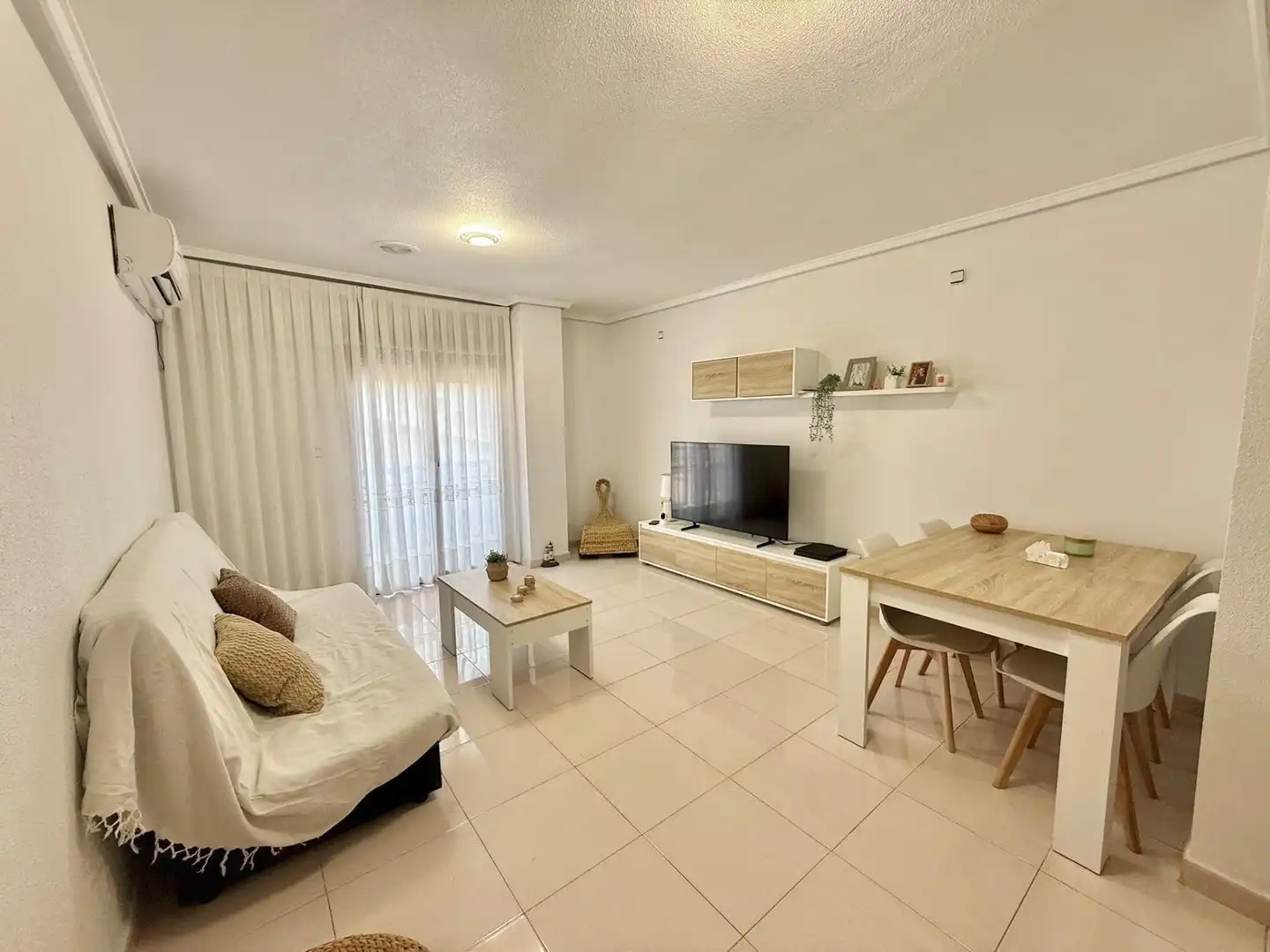 Sala d'estar de Pis en venda en Orihuela amb Aire condicionat, Calefacció i Terrassa