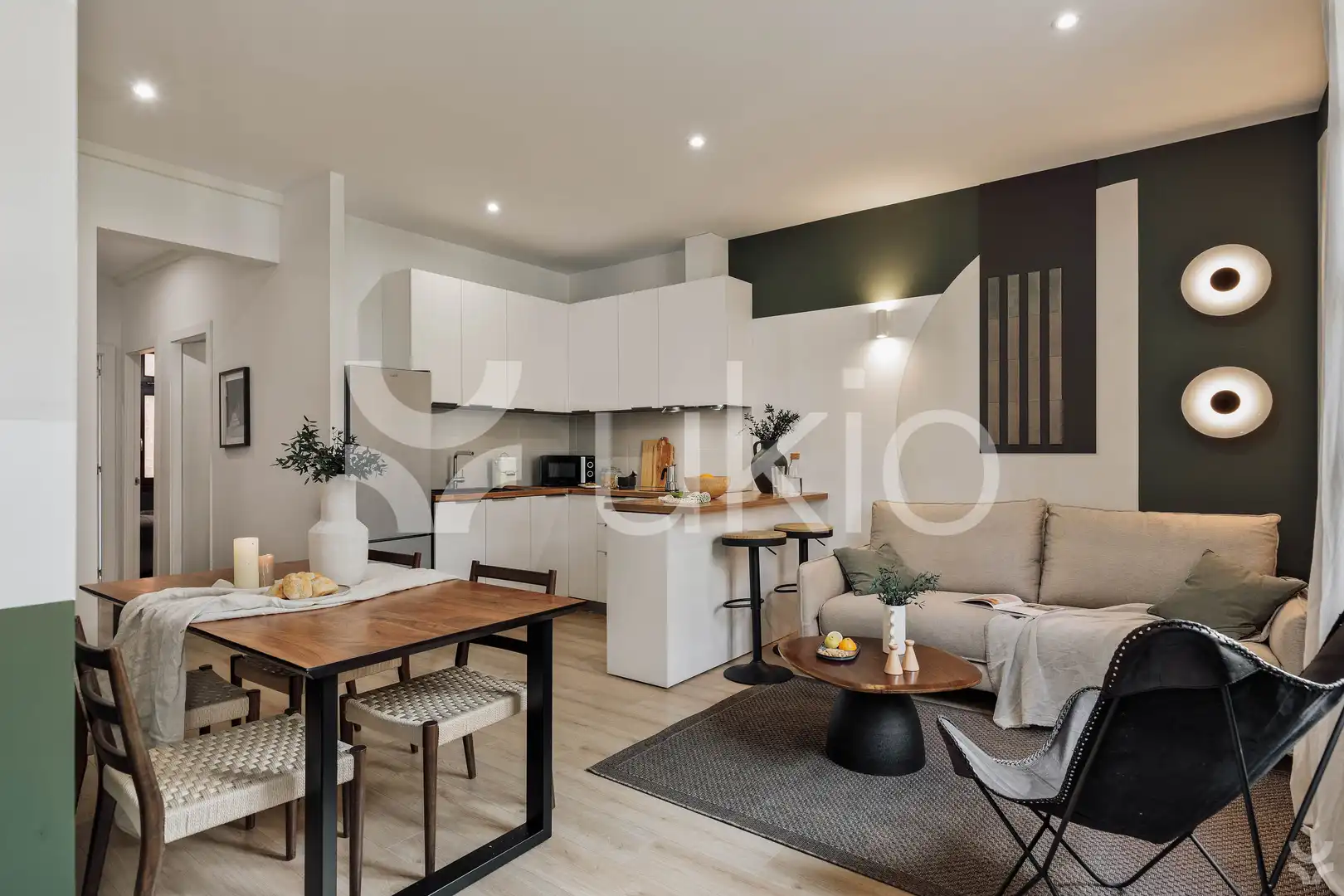 Sala de estar de Apartamento de alquiler en Barcelona con Aire acondicionado, Calefacción y Amueblado