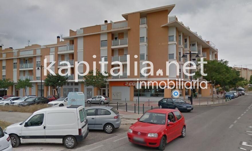 Vista exterior de Garatge en venda en Ontinyent