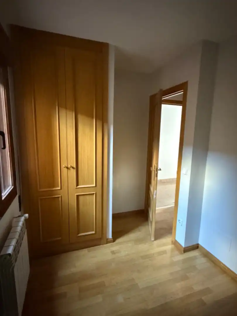 Bedroom of Flat for sale in Valverde del Majano  with Heating and Parquet flooring