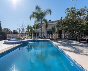 Swimming pool of House or chalet for sale in Onda  with Air Conditioner, Heating and Private garden
