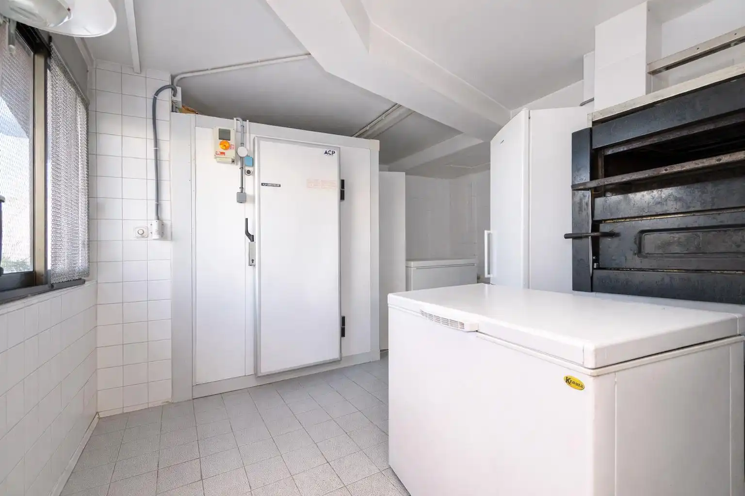 Cocina de Local de alquiler en  Palma de Mallorca con Aire acondicionado, Terraza y Amueblado