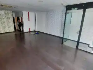 Commercial properties for rent in Móstoles  with Air Conditioner