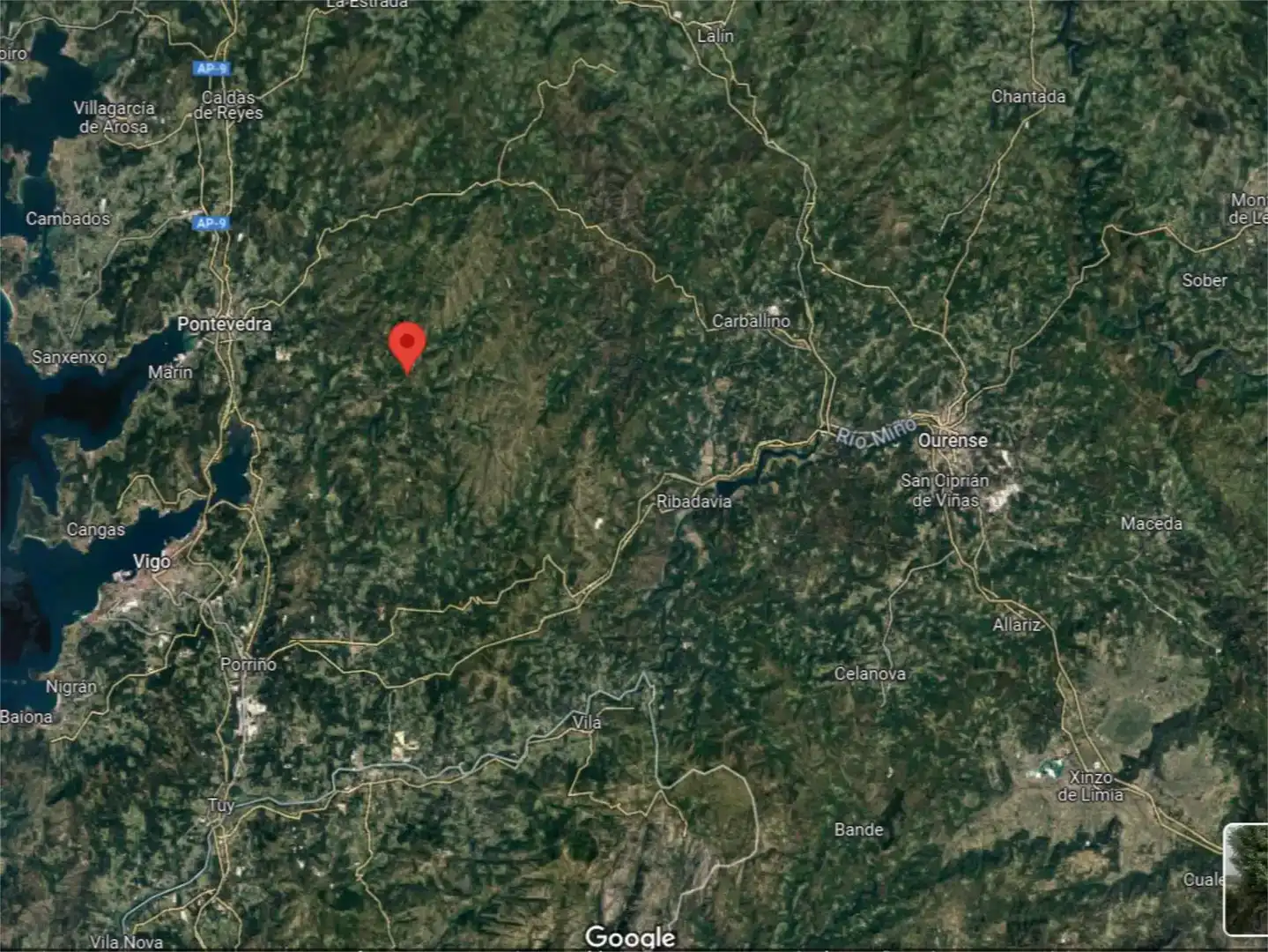 Terreno en venta en A Lama  