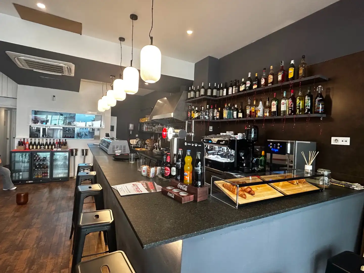 Business premises for transfer in Sant Martí, imagen 9