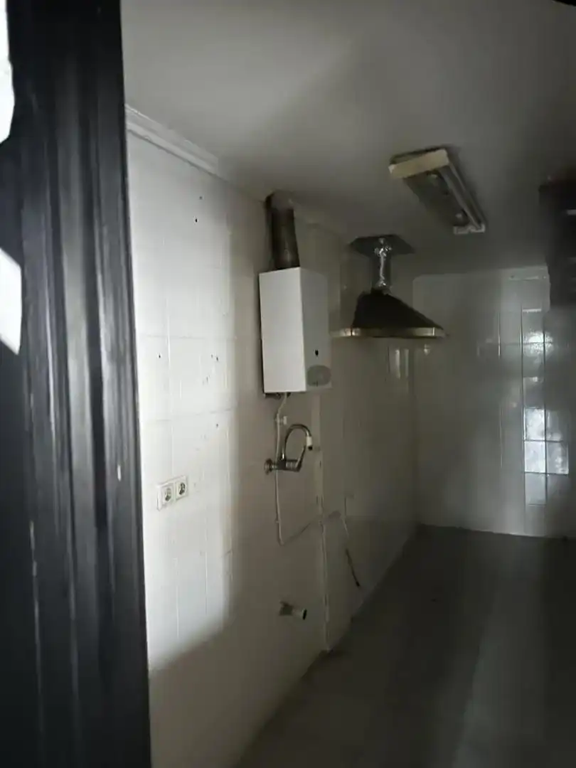 Badezimmer von Geschaftsraum zur Miete in Medina de Rioseco mit Klimaanlage