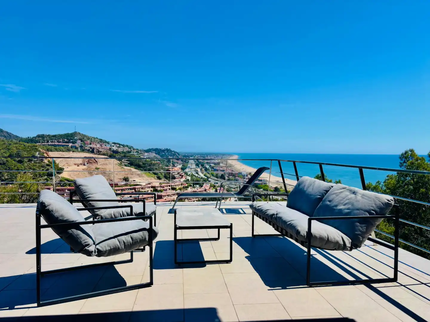 Terrace of Detached homes for rent in Sitges  with Air Conditioner, Heating and Parquet flooring