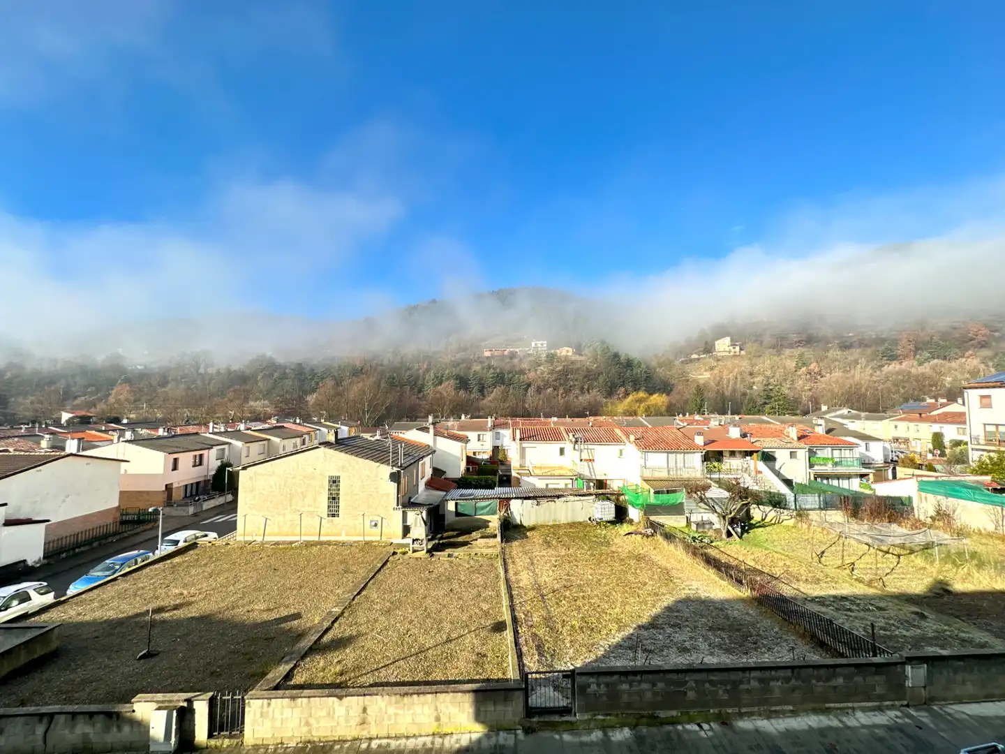 Vista exterior de Casa adosada en venta en Campdevànol con Calefacción, Terraza y Horno