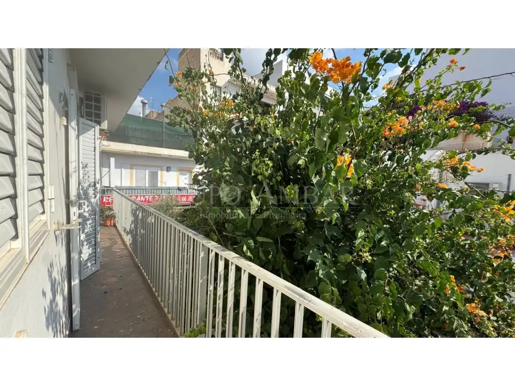 Exterior view of Commercial properties for sale in Santa Eulària des Riu