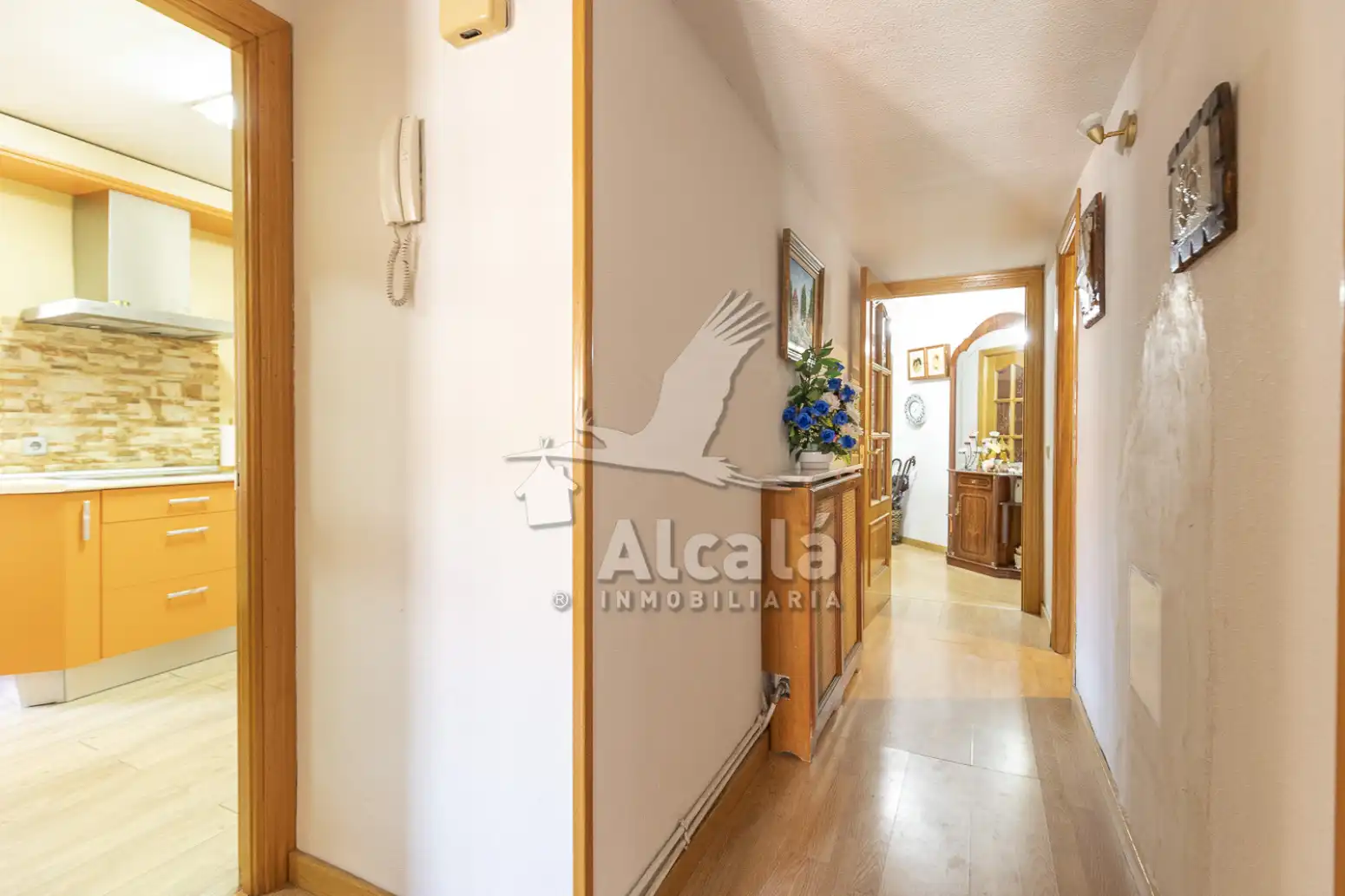 Piso en venta en Madrid con Calefacción y Terraza