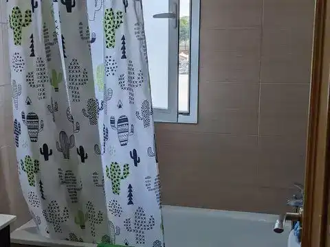 Bany de Pis en venda en Antequera amb Aire condicionat, Parquet i Traster