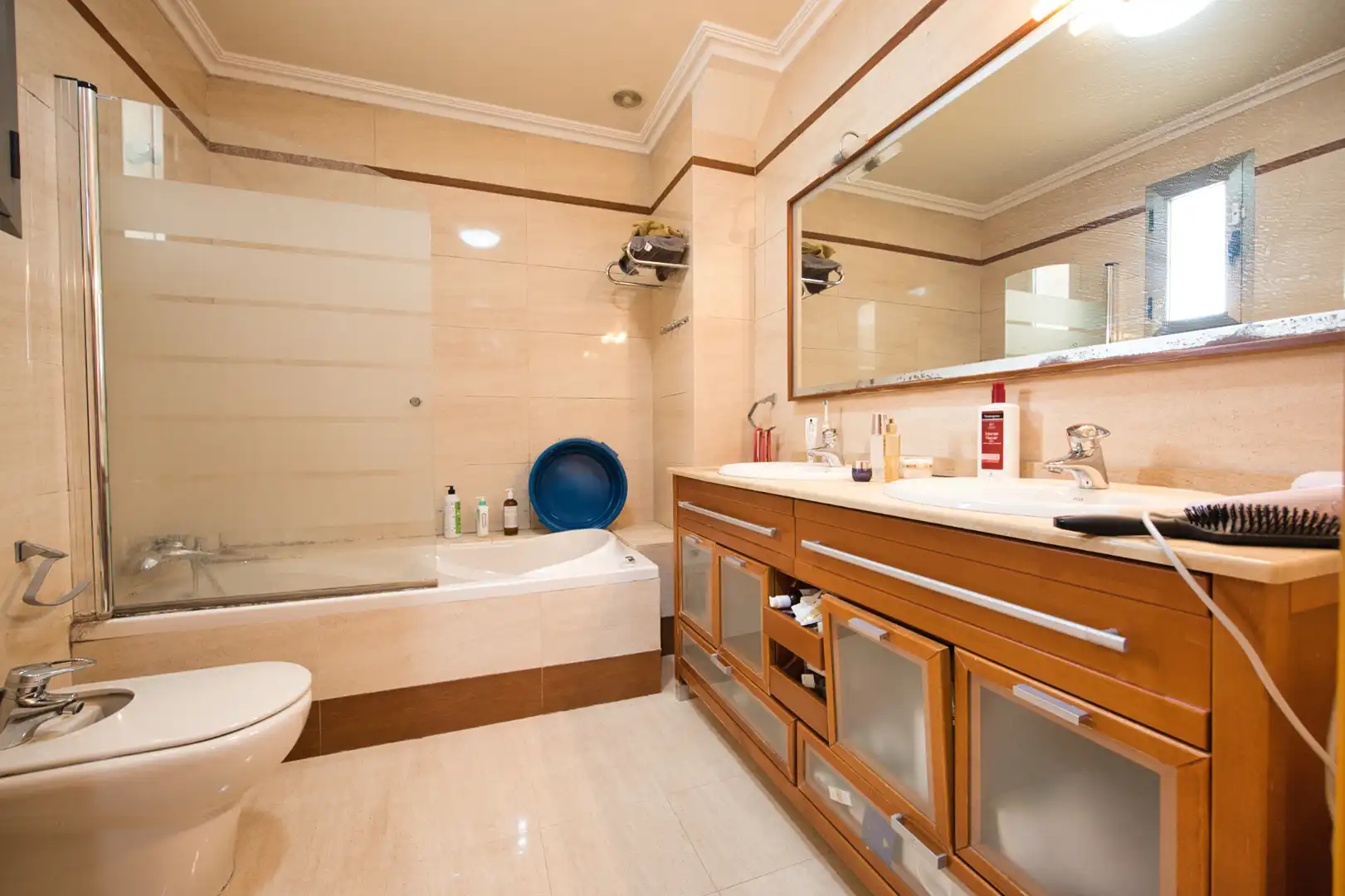 Badezimmer von Haus oder Chalet zum Verkauf in Elche / Elx mit Klimaanlage, Heizung und Privatgarten