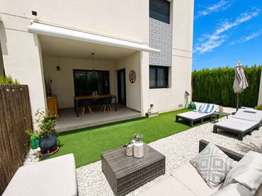 Apartament amb piscina en venda a San Miguel de Salinas