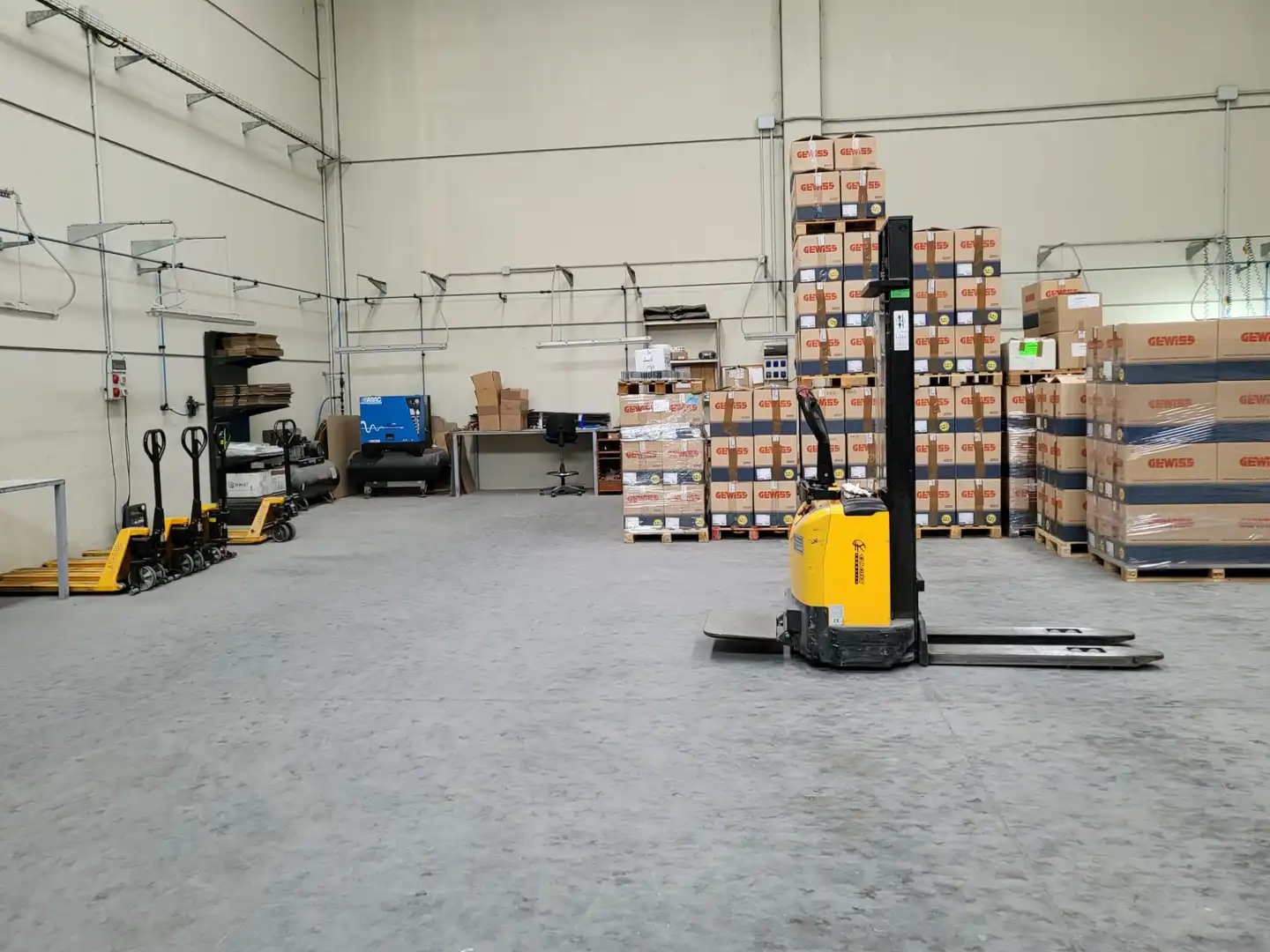 Industrial buildings for sale in Iruña Oka / Iruña de Oca  with Heating and Alarm