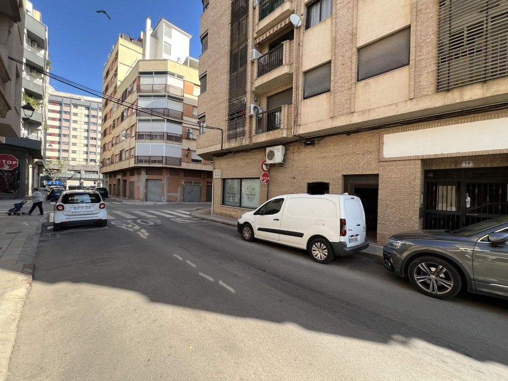 Exterior view of Premises for sale in Alzira