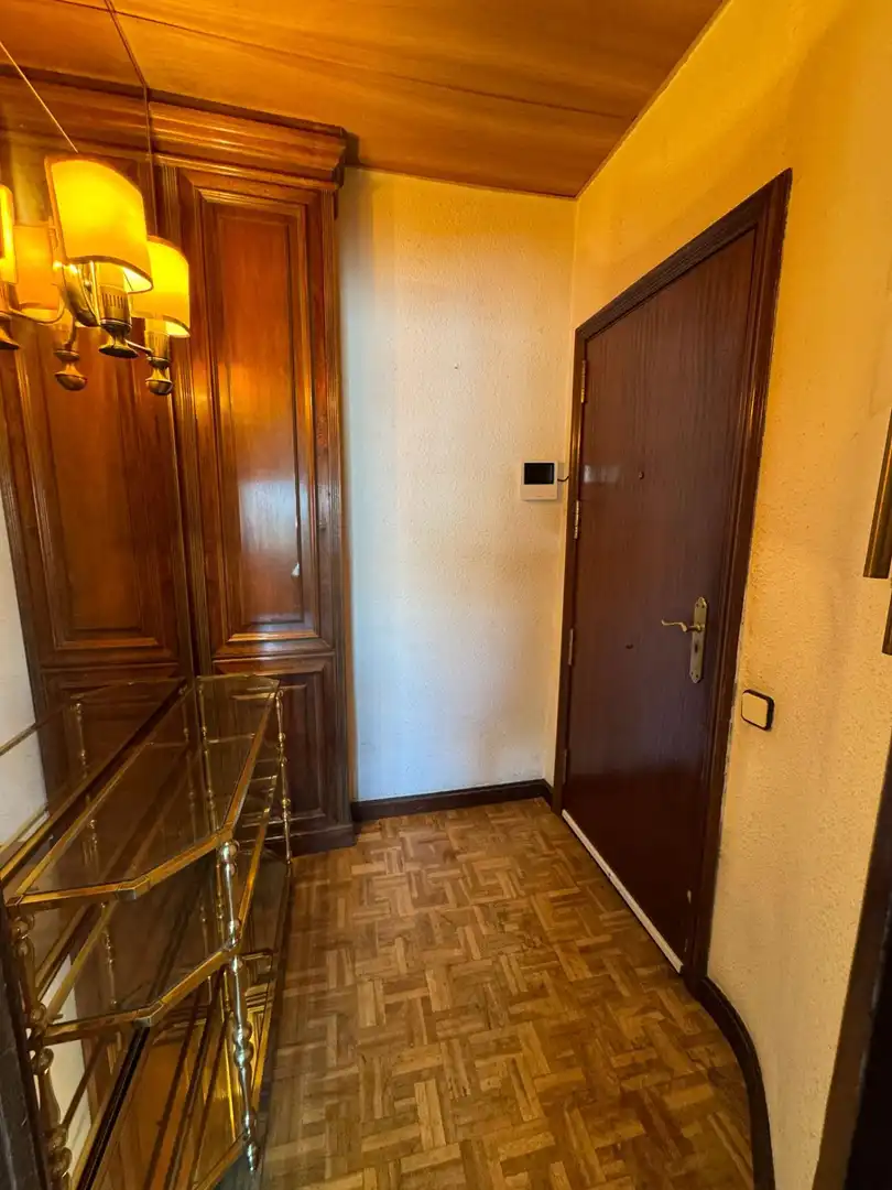 Flat for sale in Barcelona  with Parquet flooring