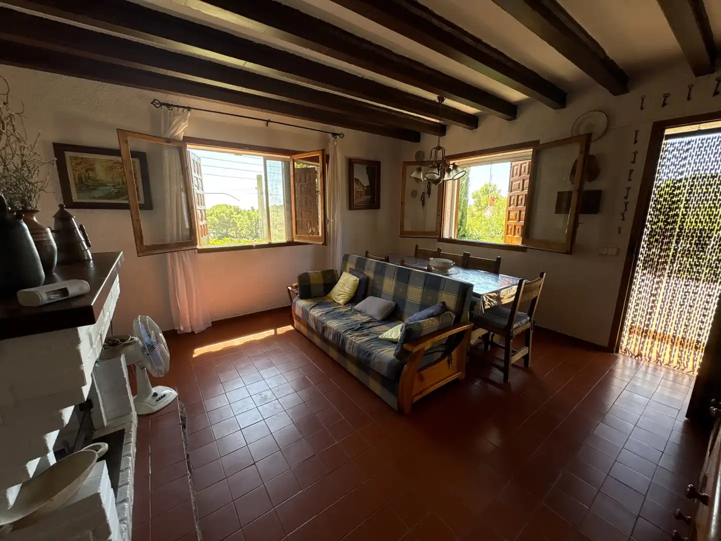 Sala de estar de Casa o chalet en venta en Vespella de Gaià con Jardín privado, Piscina y Amueblado