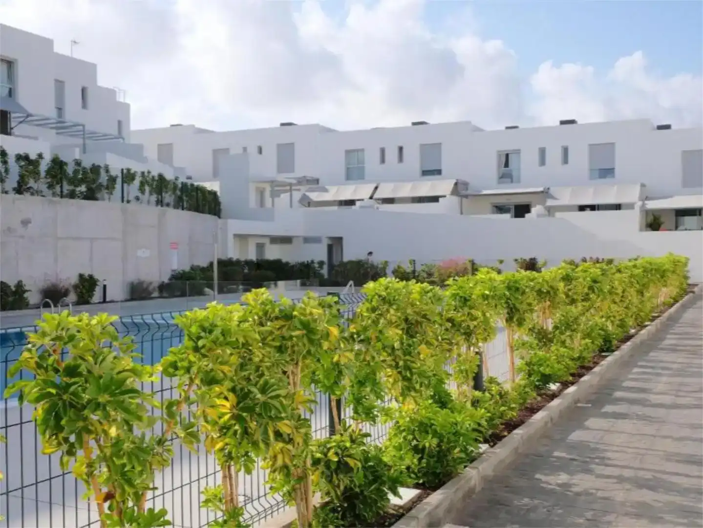 Vista exterior de Dúplex en venta en Granadilla de Abona