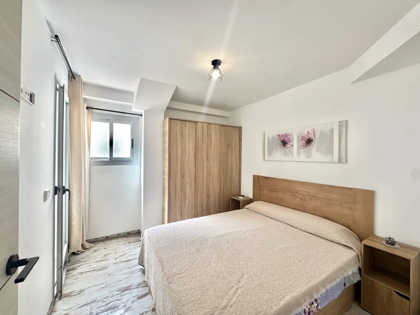 Schlafzimmer von Wohnung zum Verkauf in Gandia mit Klimaanlage, Abstellraum und Balkon